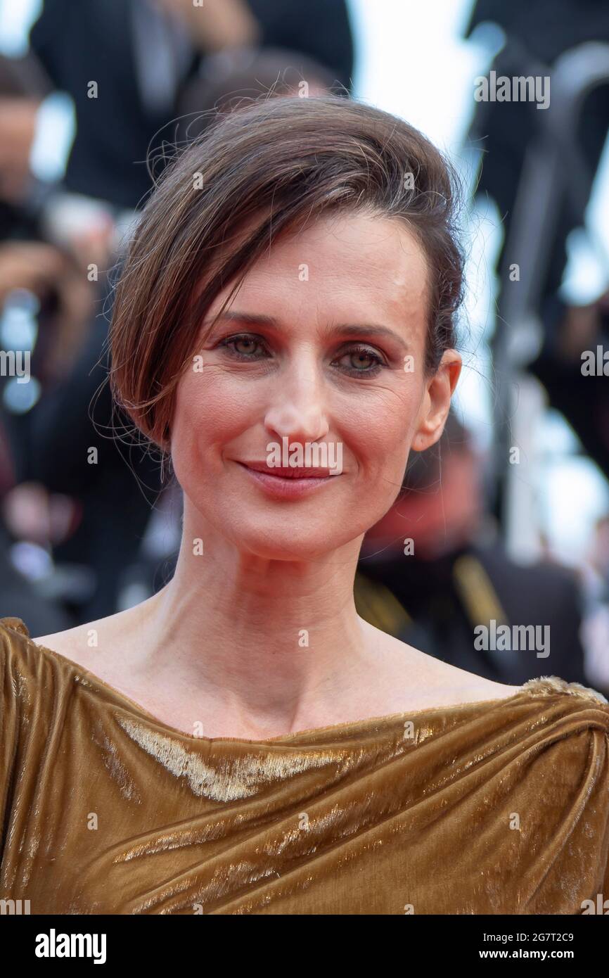 Camille Cottin partecipa alla proiezione "Francia" durante il 74a edizione del Festival del Cinema di Cannes il 15 luglio 2021 a Cannes, Francia.(Photo by imageSPACE/Sipa USA) Foto Stock