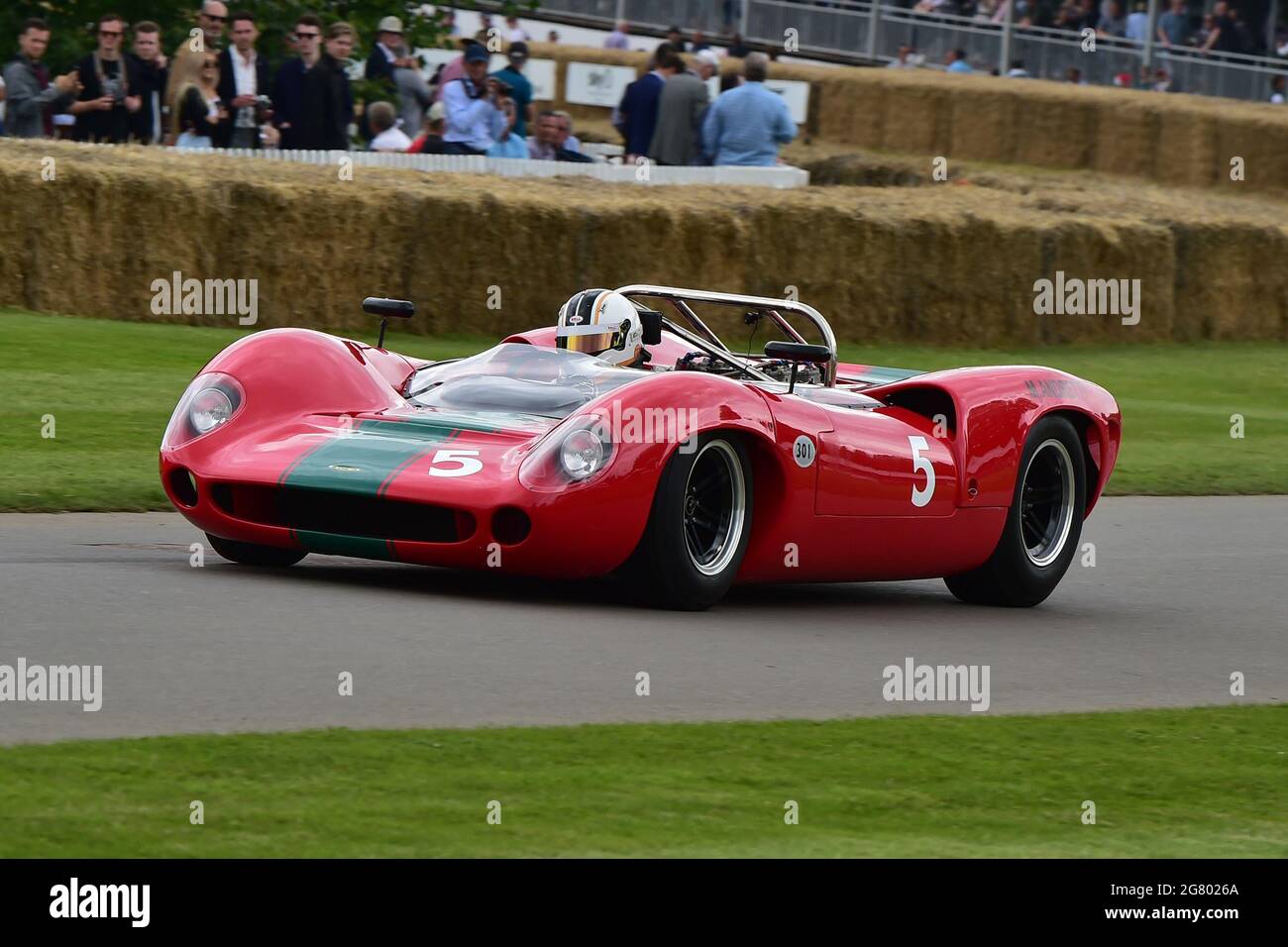 Tony Sinclair, Lola-Chevrolet T70 Spyder, Great All-Rounders - Mario Andretti, The Maestros - Motorsport's Great All-Rounders, Goodwood Festival of Sp Foto Stock