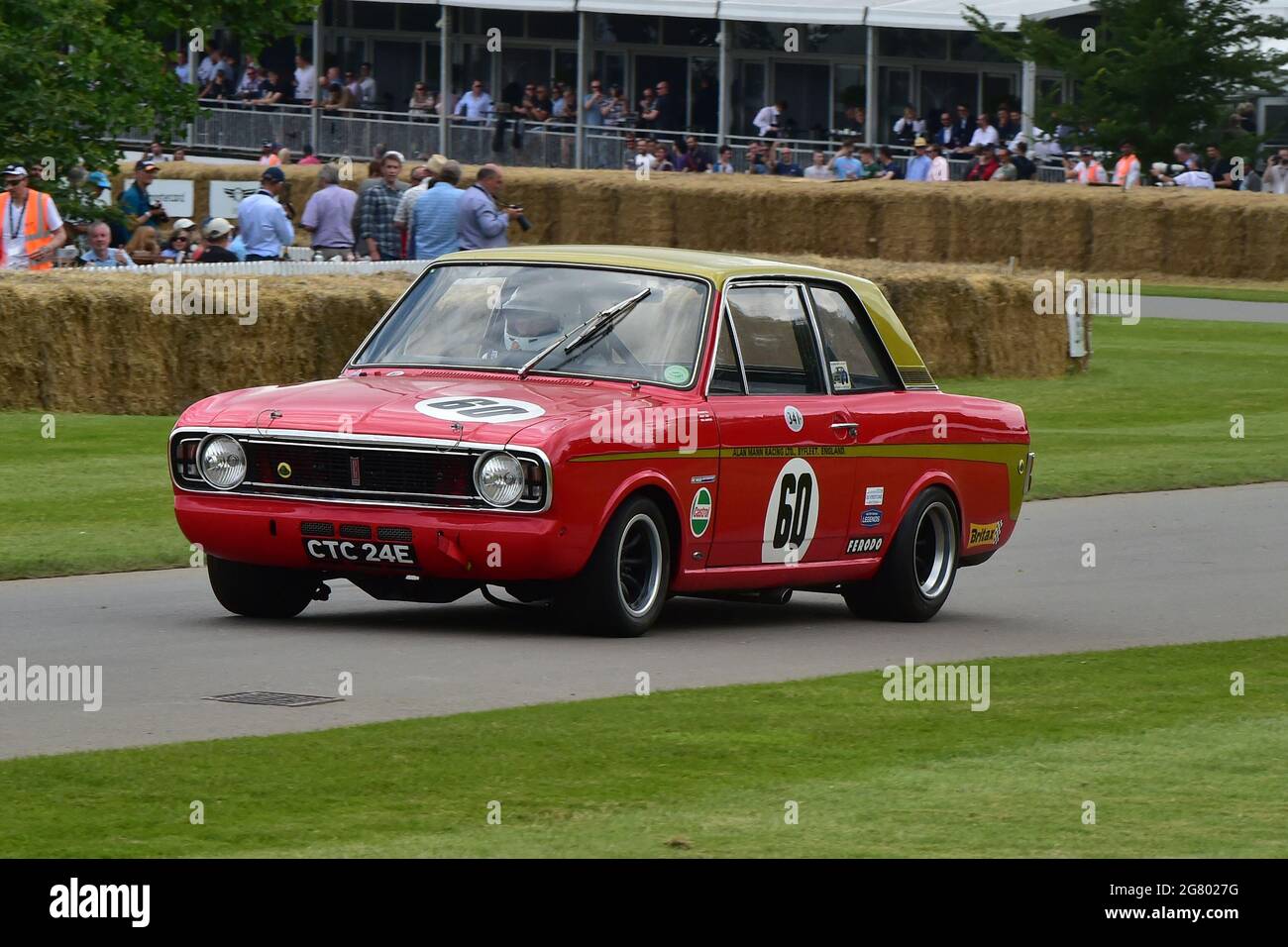Jon Miles, Ford Lotus Cortina Mk2, Great All-Rounders - Jacky Ickx, The Maestros - Motorsport's Great All-Rounders, Goodwood Festival of Speed, Goodwo Foto Stock