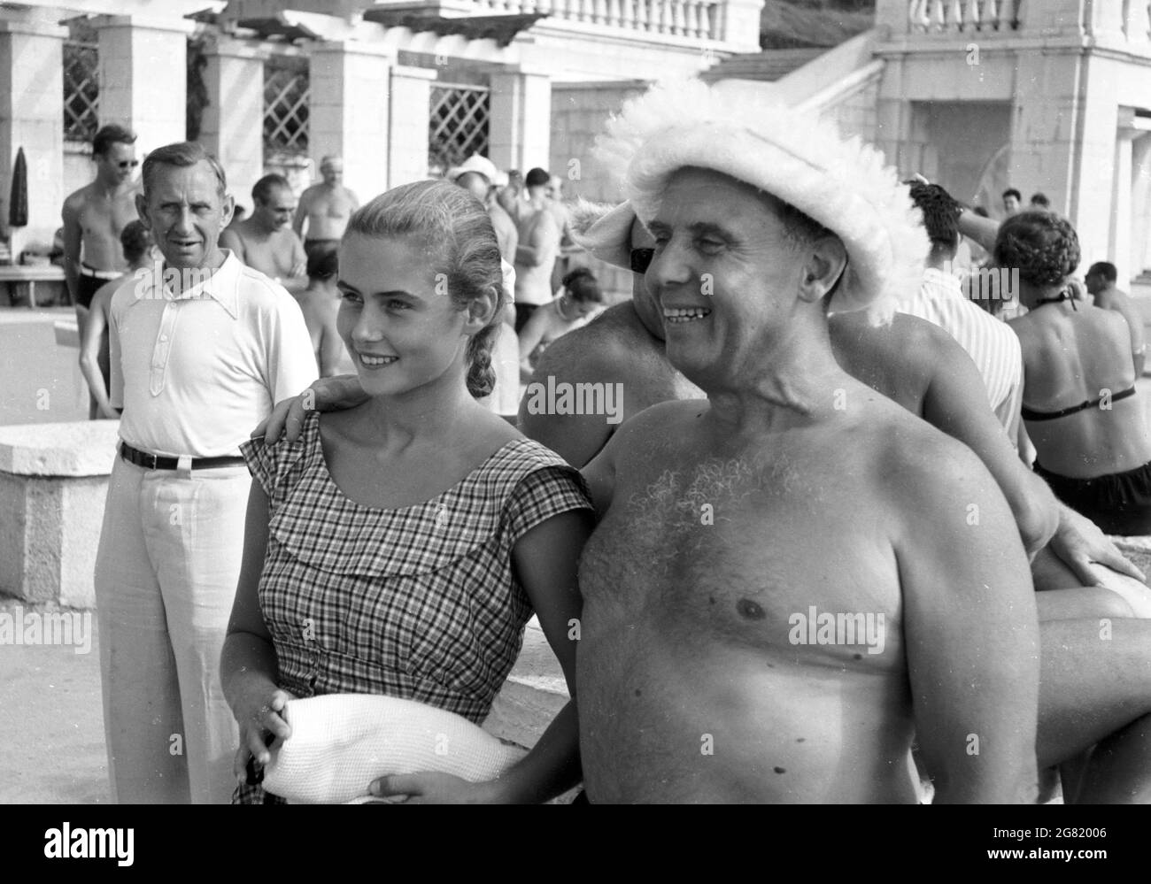 L'attore comico Vladimir Lepko in vacanza a Sochi nel 1956 Foto Stock
