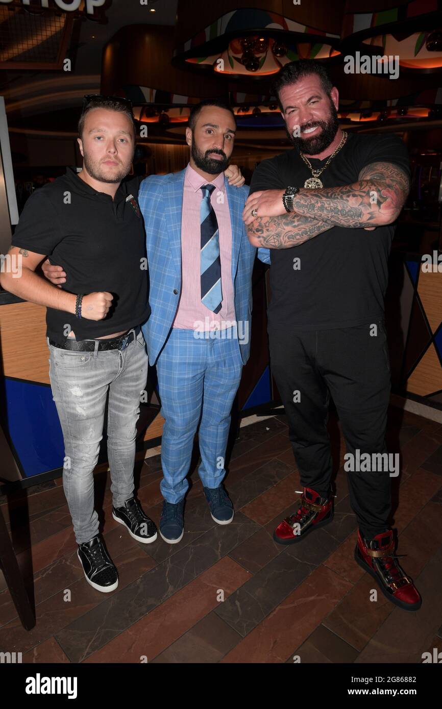 Hollywood, Florida, Stati Uniti. 16 luglio 2021. Paulie Malignaggi raffigurato come Matt Delanoit sconfigge Rene Rodriguez nel bout principale nei Brawls Barebuckle Backyard al Seminole Hard Rock & Casino il 16 luglio 2021 a Hollywood, Florida. Credit: Hoo Me.Com/Media Punch/Alamy Live News Foto Stock