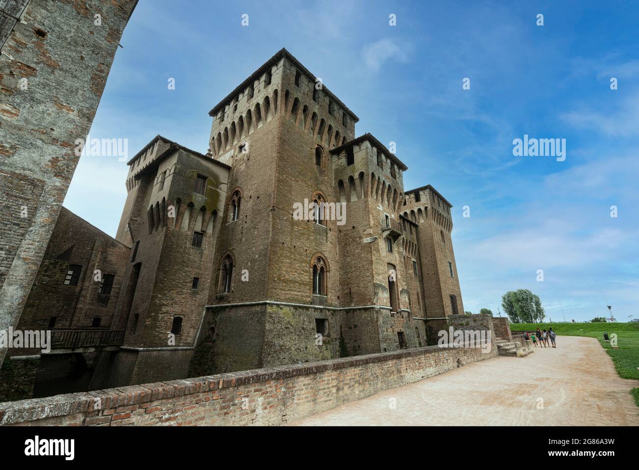 Mantova, Italia. 13 luglio 2021. Vista panoramica sul Castello di San Giorgio nel centro della città Foto Stock