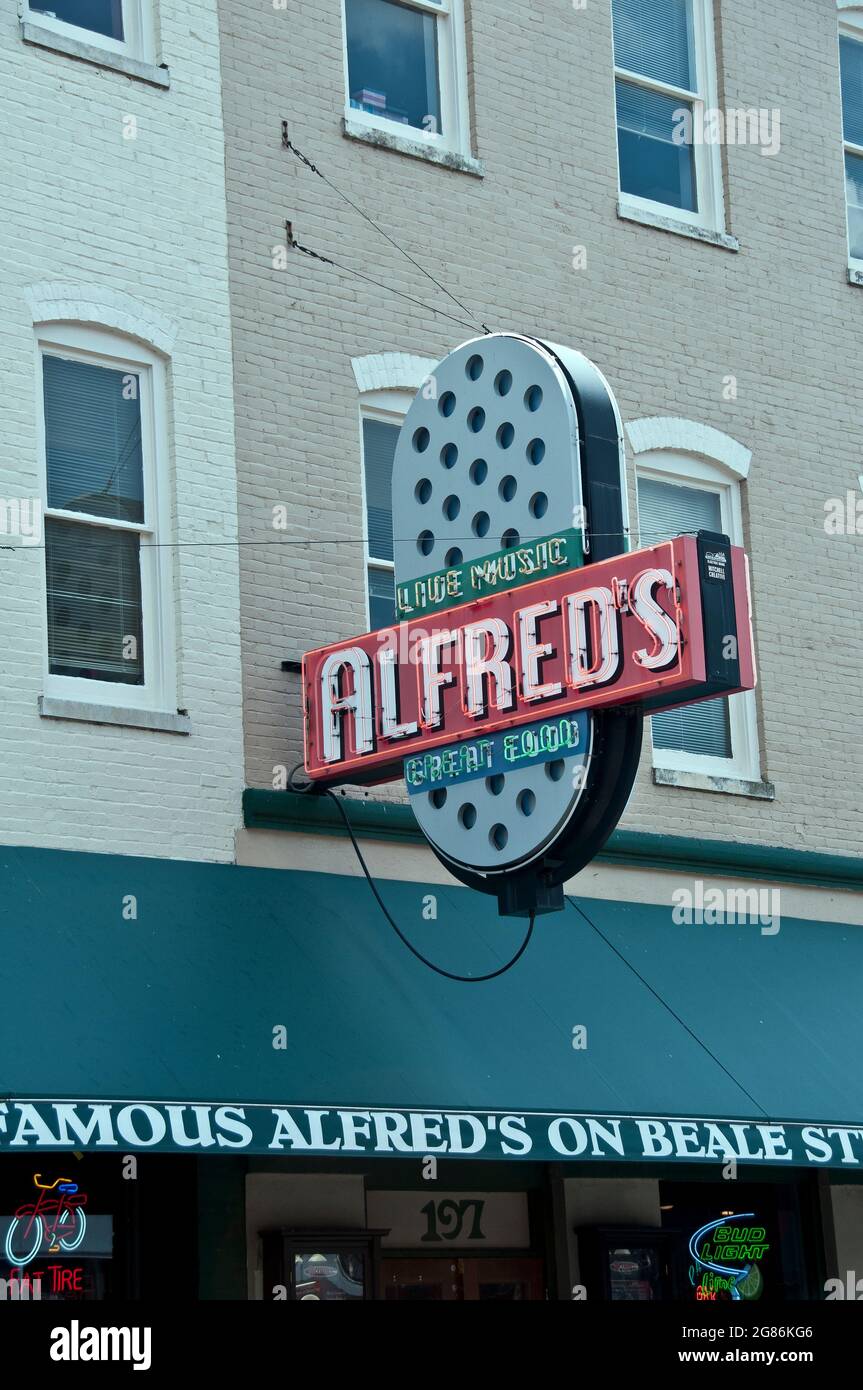 La famosa musica dal vivo di Alfred, Beale Street, Memphis, Tennessee Foto Stock