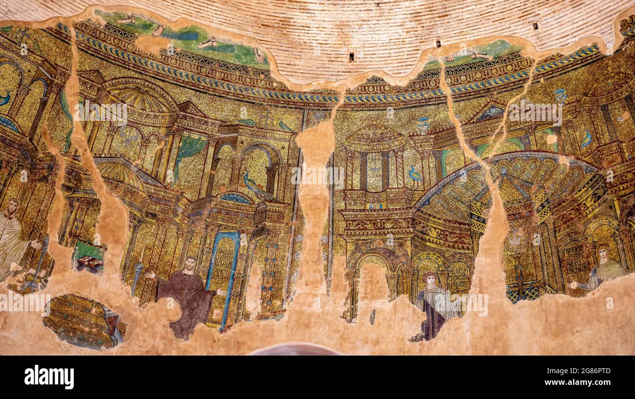 I resti del 4 ° cen. Bizantino, pannello a mosaico, nella cupola della rotonda di Galerius in via Egnatia, nel centro di Salonicco, Macedonia Foto Stock