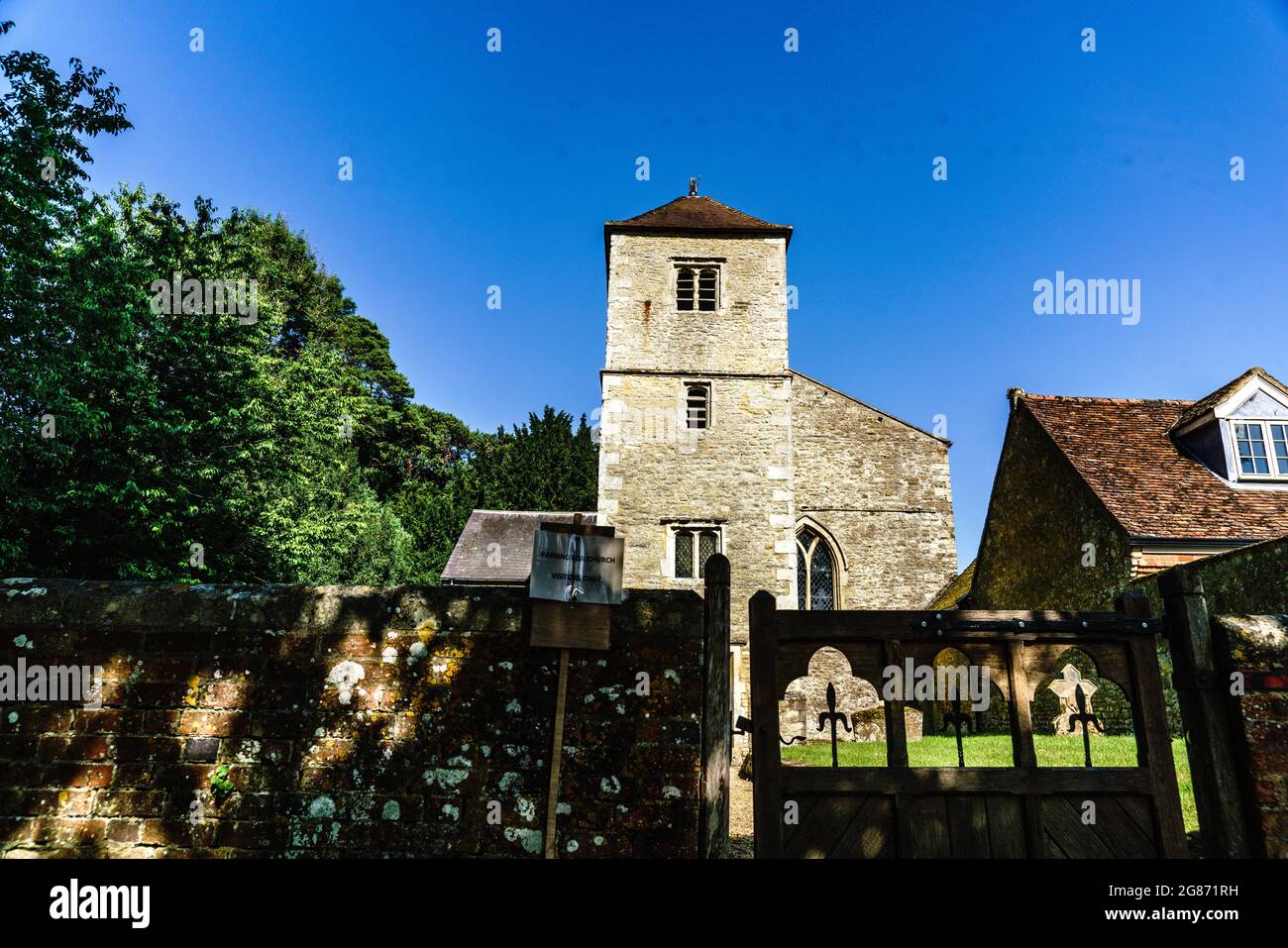 Chiesa di Santa Maria e San Nicola, Chetwode, Buckinghamshire. L'edificio risale al 13 ° secolo, e divenne una chiesa parrocchiale nel 1480. Foto Stock