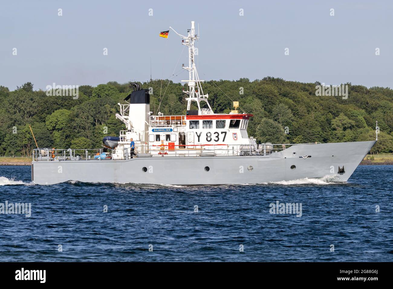 Boat BAUMHOLDER BAUMHOLDER della gamma navale tedesca nel fiordo di Kiel Foto Stock