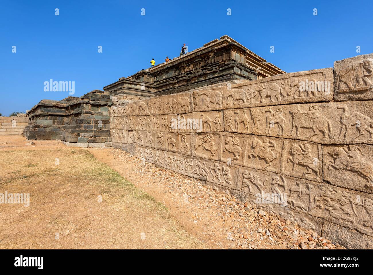 Hampi, Karnataka, India - 14 Gennaio 2020 : Vista di Mahanavami Dibba o la piattaforma di Dussehra è ciò che rimane del Palazzo della Vittoria. La struttura più alta in Foto Stock