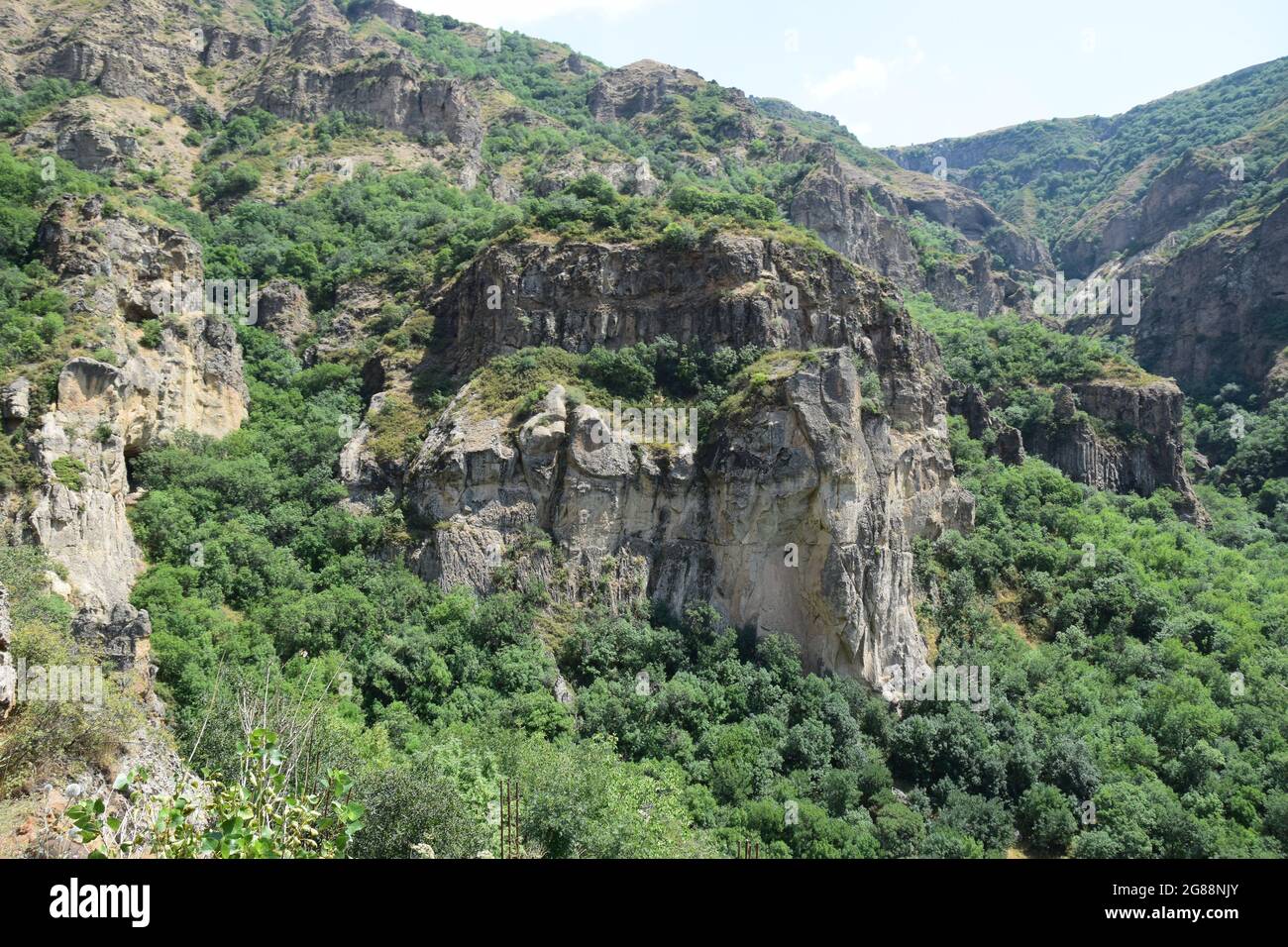 Gola rocciosa in Armenia vicino al monastero di Geghard Foto Stock