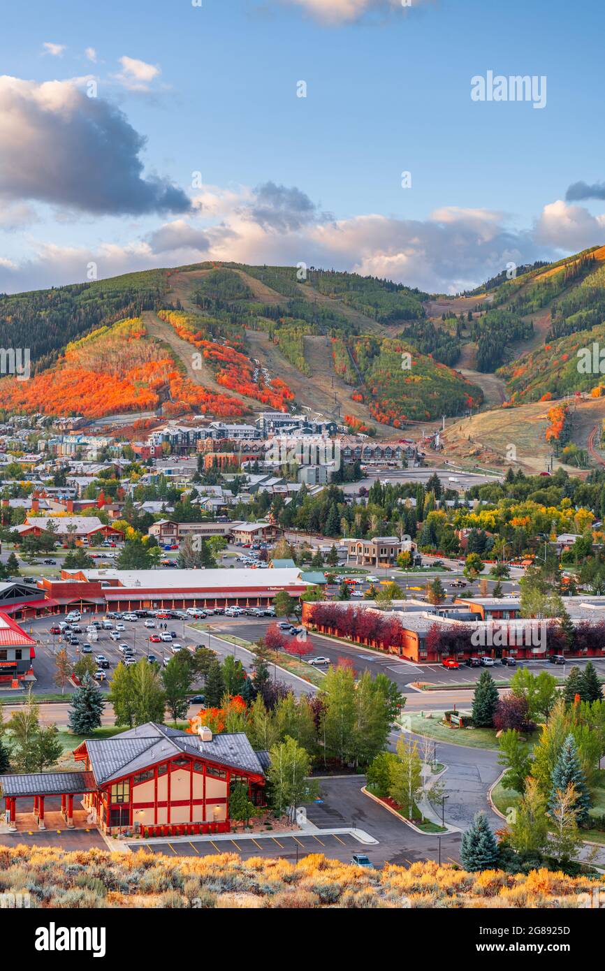 Park City, Utah, Stati Uniti d'America centro in autunno al crepuscolo. Foto Stock