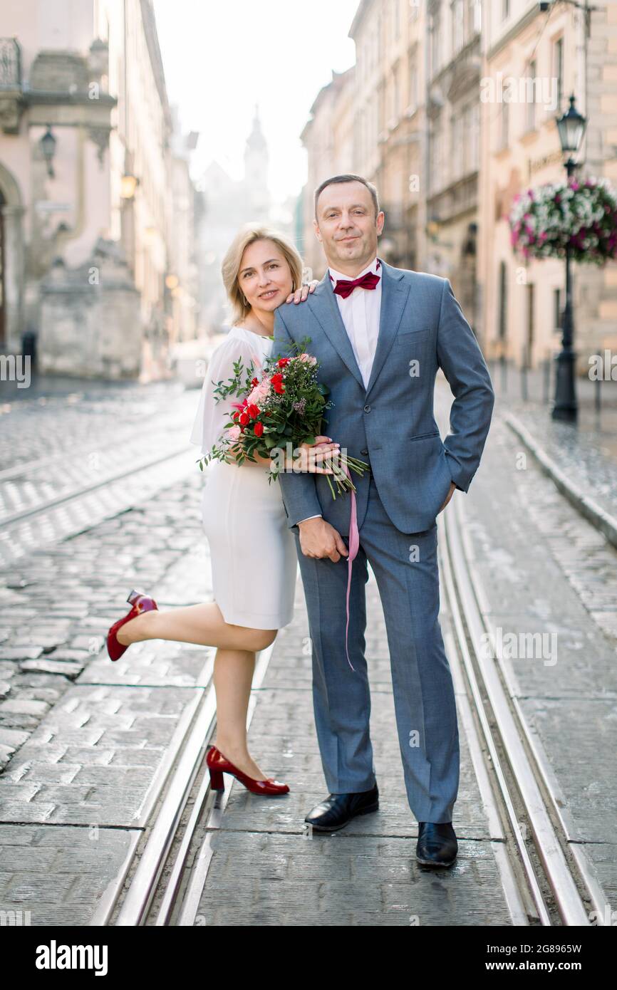 Abiti per i 25 anni di matrimonio outlet