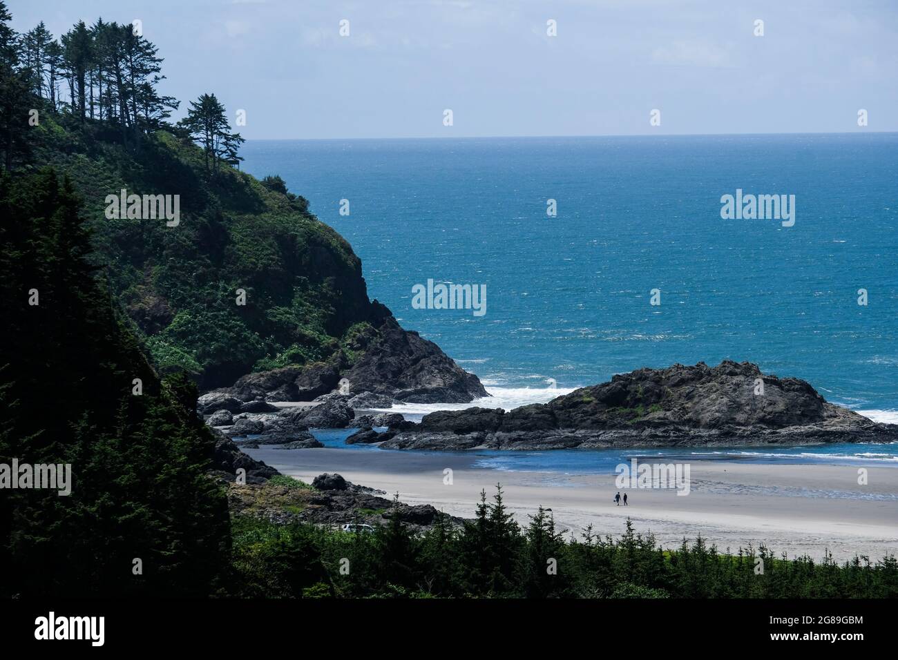 Passeggiate in spiaggia lungo l'Oceano Pacifico sulla penisola olimpica di Washington state, USA, Pacifico nord-occidentale. Foto Stock