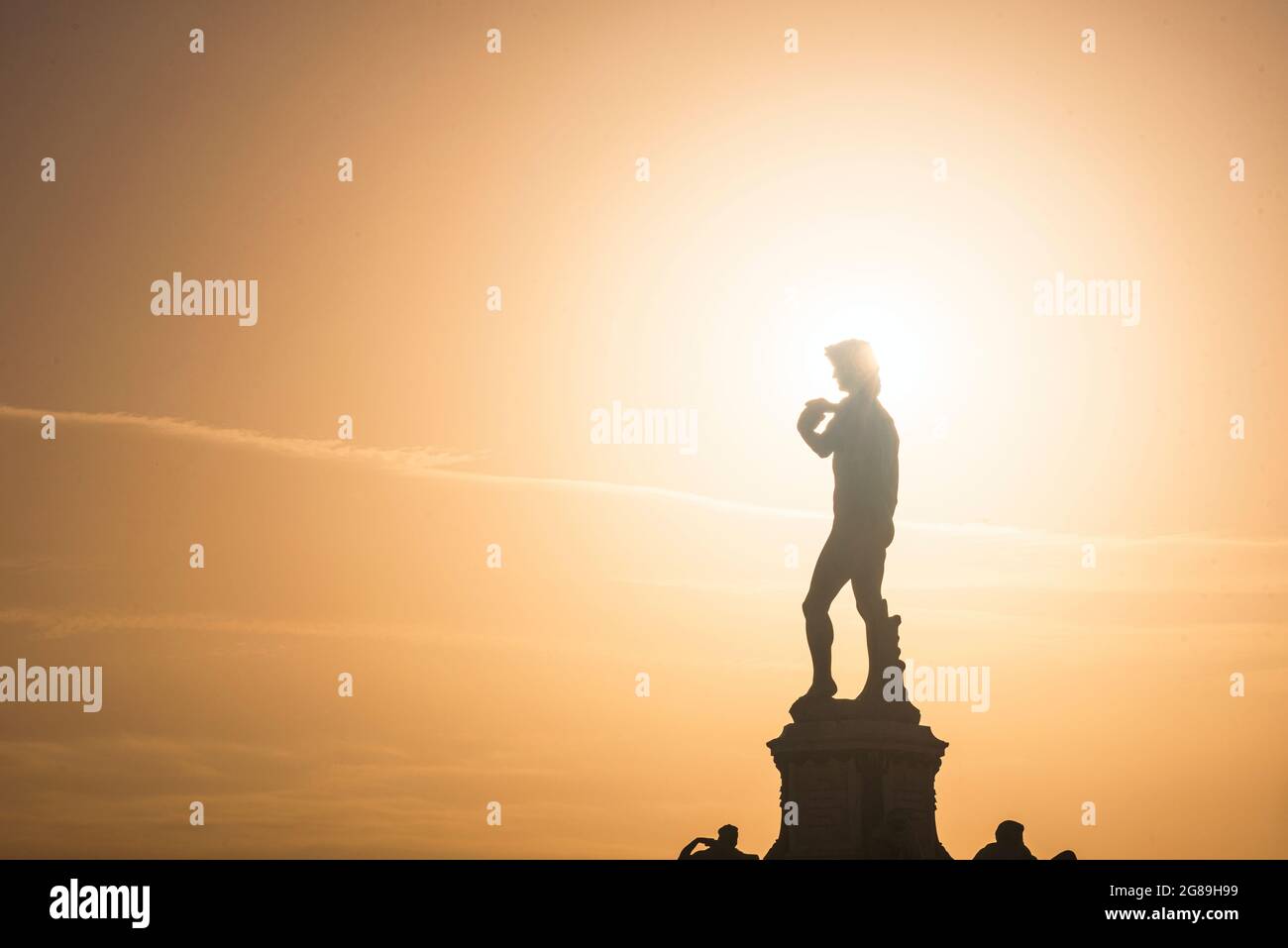 Piazzale Michelangelo, Statua del David di Michelangelo alla luce dorata del mattino. Firenze Italia. Foto Stock