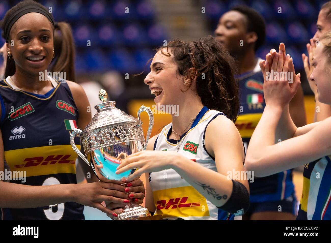 ROTTERDAM, PAESI BASSI - JULI 18: Martina Armini d'Italia durante la partita di pallavolo femminile del Campionato del mondo U20 contro Italia e Serbia al Topsportcentrum il luglio 18, 2021 a Rotterdam, Paesi Bassi (Foto di Rene van Dam/Orange Pictures) Foto Stock