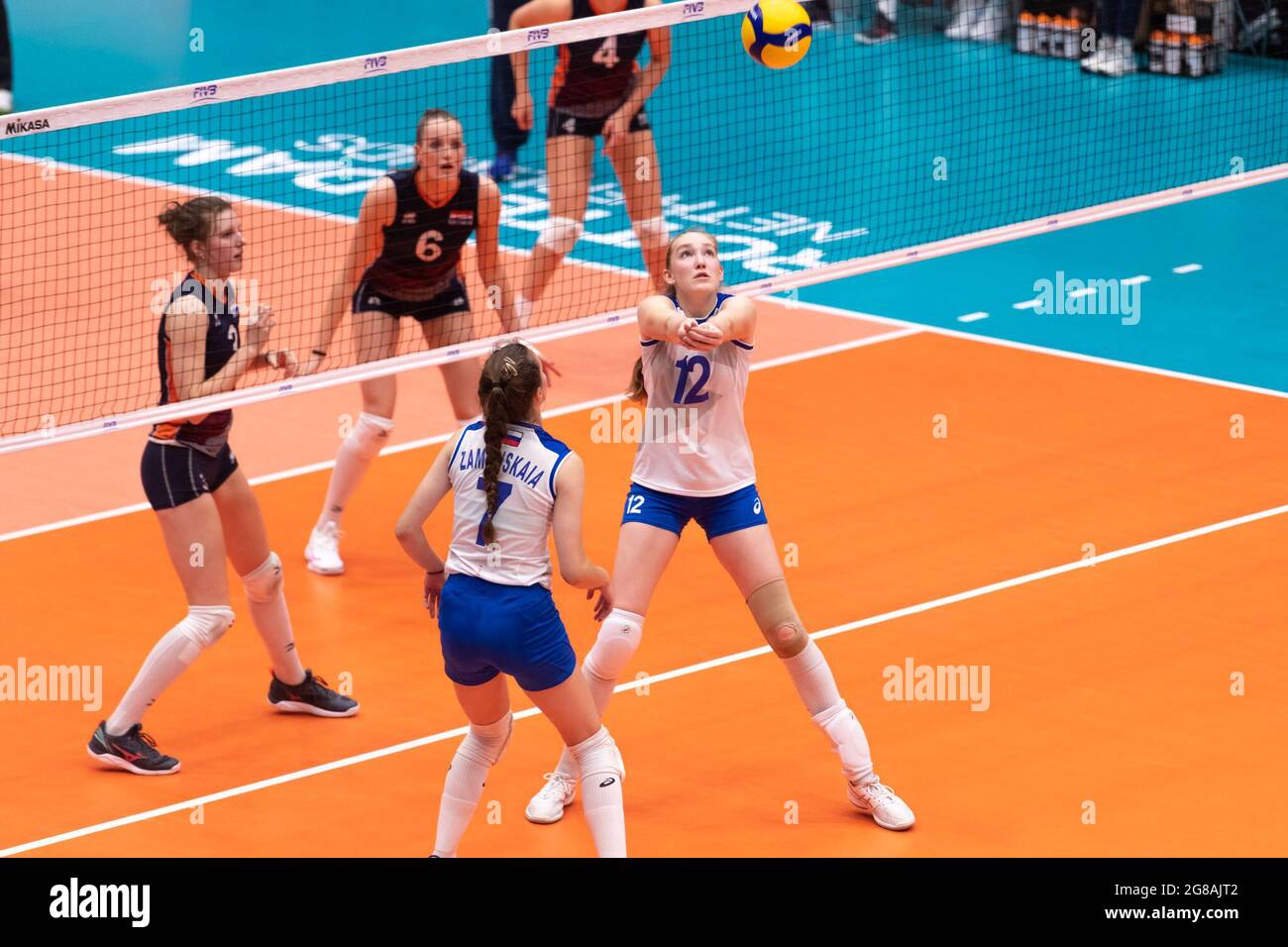 ROTTERDAM, PAESI BASSI - JULI 18: Natalia Suvorova di Russia durante la partita di pallavolo femminile del Campionato del mondo U20 contro Paesi Bassi e Russia al Topsportcentrum il juli 18, 2021 a Rotterdam, Paesi Bassi (Foto di Rene van Dam/Orange Pictures) Foto Stock