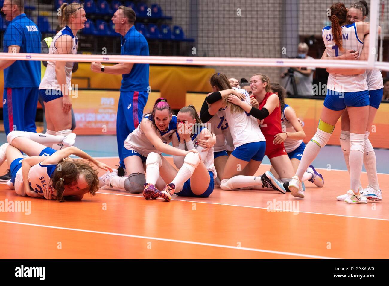 ROTTERDAM, PAESI BASSI - JULI 18: La Russia vince durante la partita di Pallavolo del Campionato Mondiale Donna U20 contro Paesi Bassi e Russia al Topsportcentrum il 18 luglio 2021 a Rotterdam, Paesi Bassi (Foto di Rene van Dam/Orange Pictures) Foto Stock