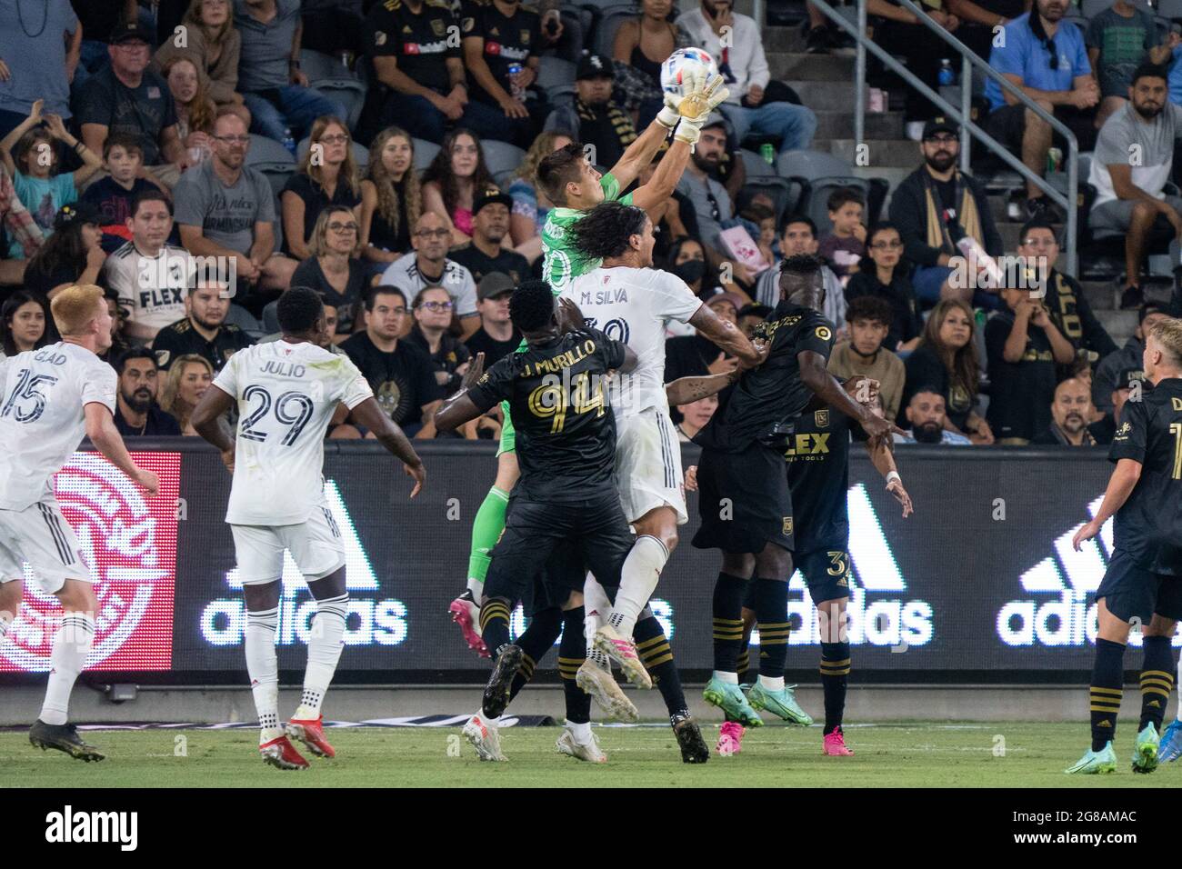 Il portiere del Los Angeles FC Tomas Romero (30) assicura un angolo durante una partita MLS contro il Real Salt Lake, sabato 17 luglio 2021, a Los Angeles, CIRCA Foto Stock