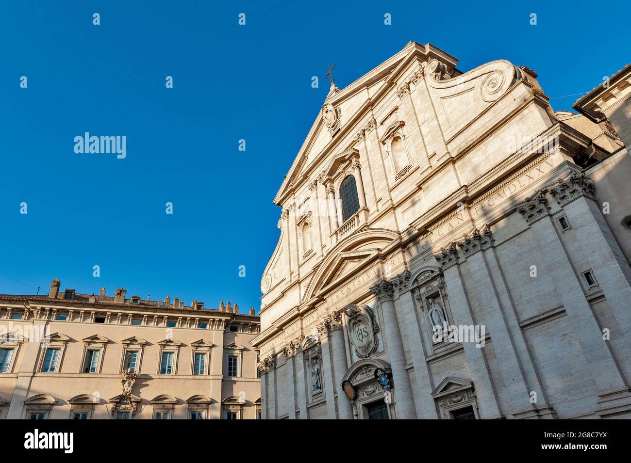 Chiesa del Gesu o Chiesa del Santo Nome di Gesù in Argentina, chiesa cattolica romana costruita in stile barocco a Roma, Italia Foto Stock