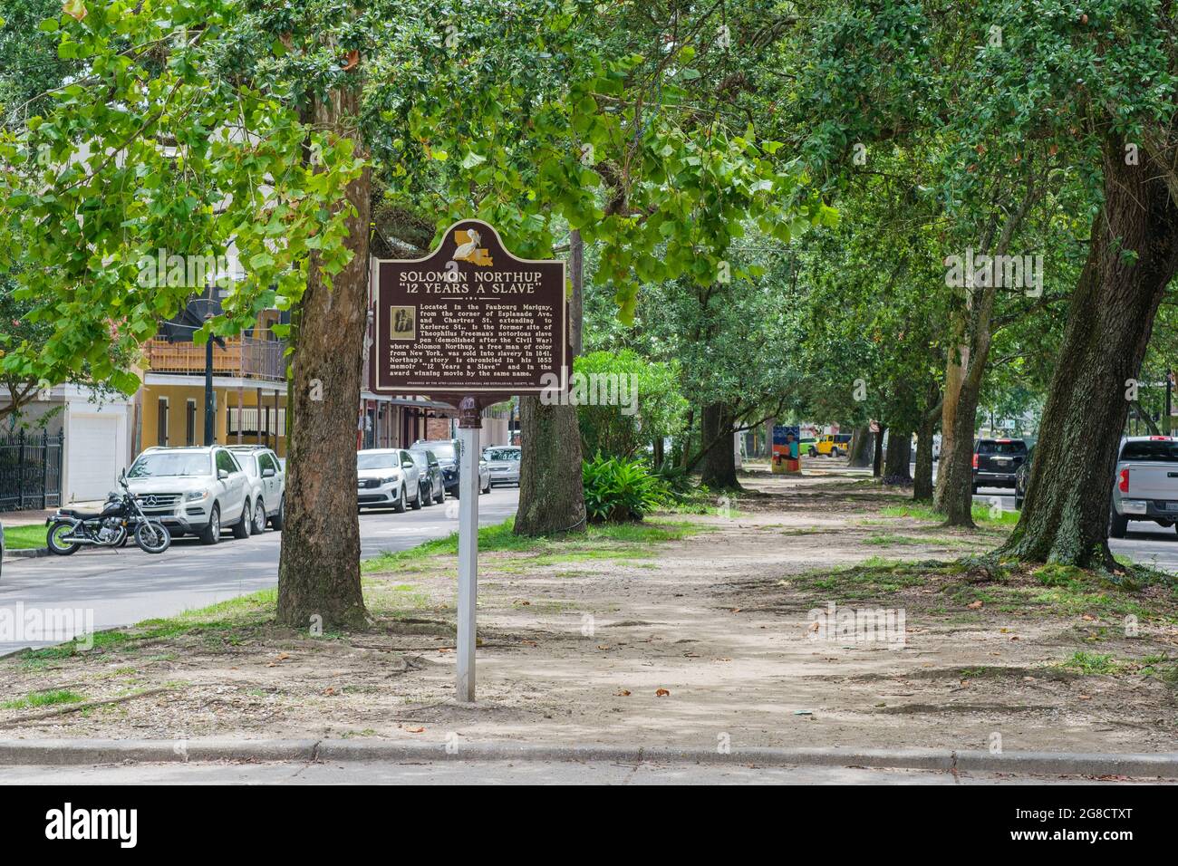 NEW ORLEANS, LA, Stati Uniti d'America - 10 LUGLIO 2021: Marcatore storico per Solomon Northup e '12 anni uno schiavo' su Esplanade Avenue Foto Stock