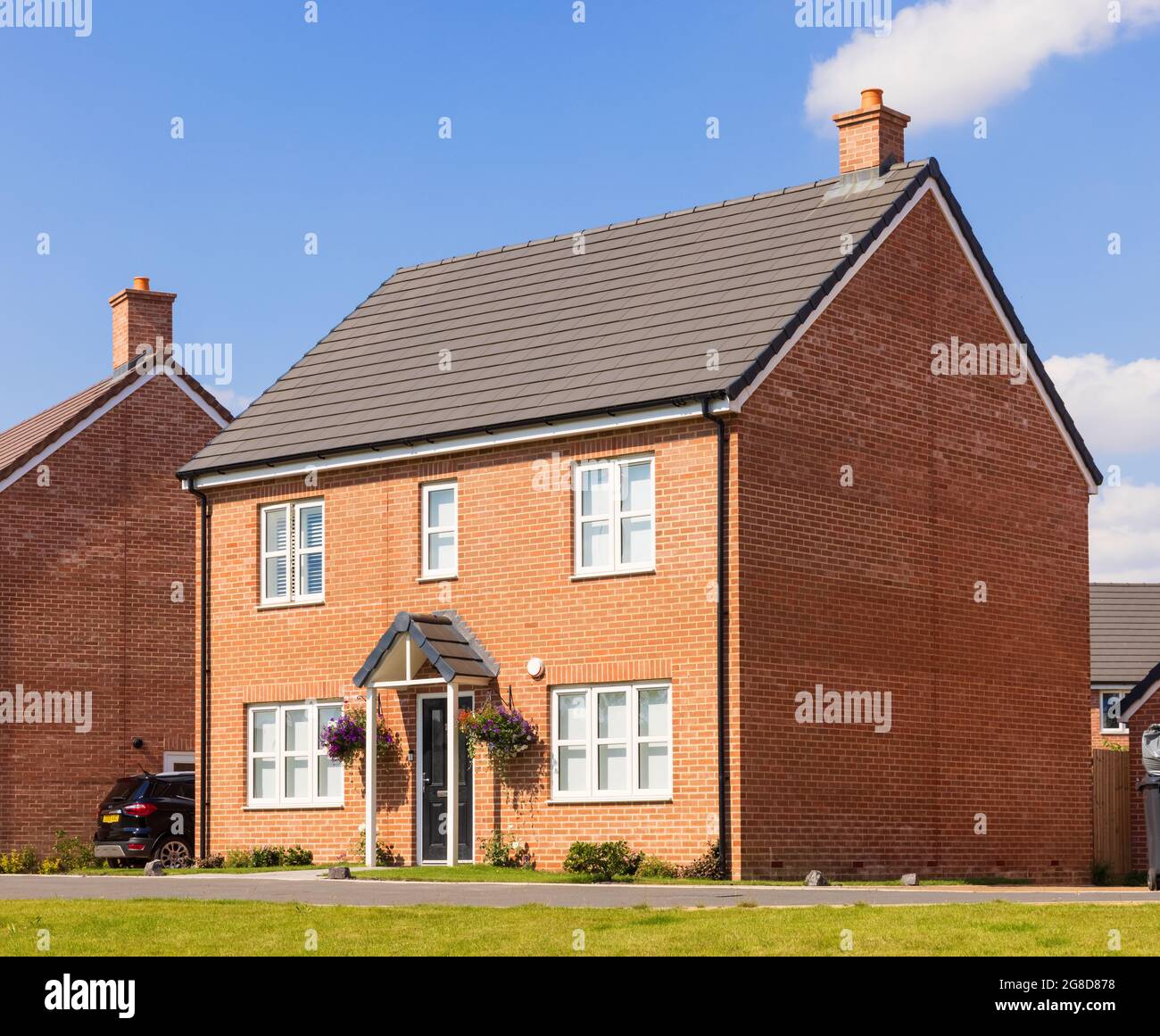 Staccata nuova costruzione casa nel nuovo Stortford Fields Housing sviluppo. Bishop's Stortford, Hertfordshire. REGNO UNITO Foto Stock