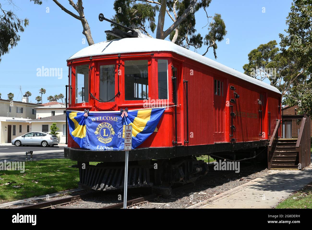 SEAL BEACH, CALIFORNIA - 16 luglio 2021: Pacific Electric Red Car Museum in Electric Avenue Meridian Park. Foto Stock
