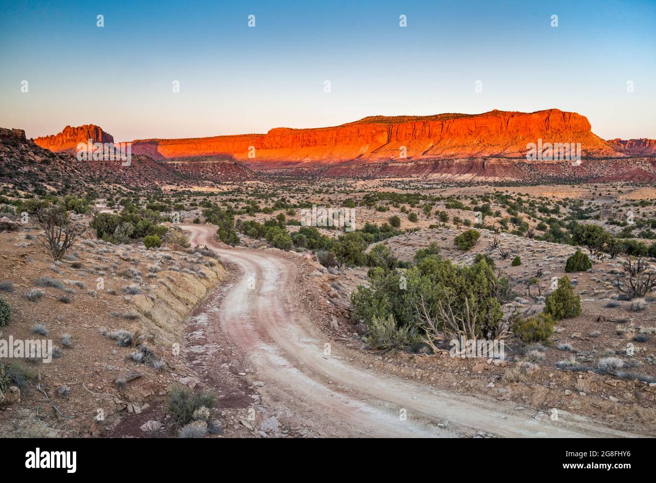 Circle Cliffs all'alba, Wolverine Road, Grand Staircase-Escalante National Monument, Utah, USA Foto Stock