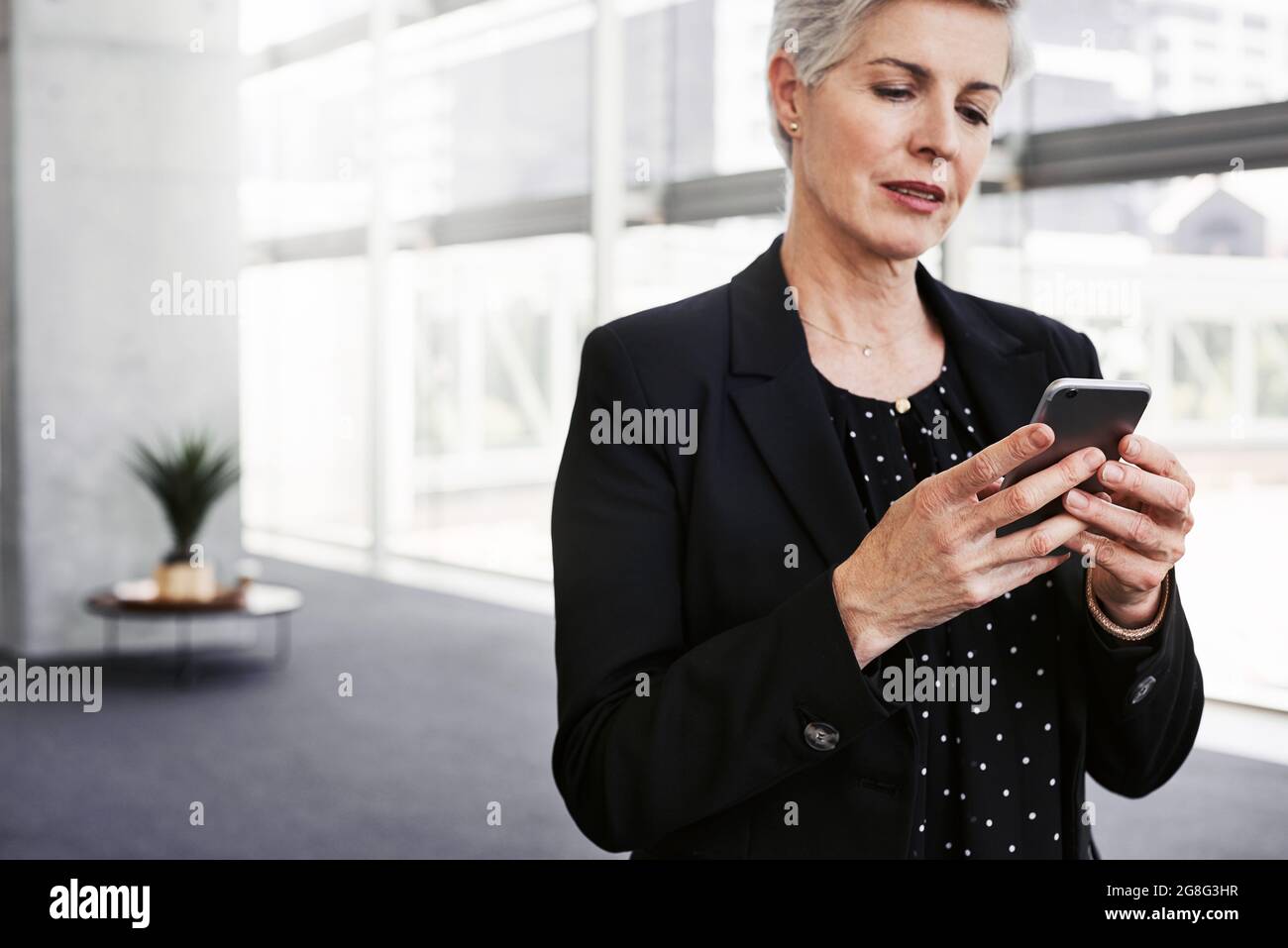 Lontano dall'ufficio, ma sempre connesso Foto Stock