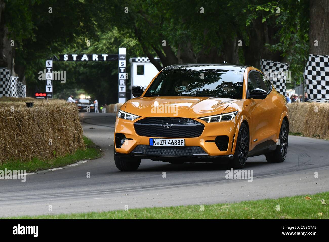 Ford Mustang Mach-e GT, First Glance, The Maestros - Motorsport's Great All-Rounders, Goodwood Festival of Speed, Goodwood House, Chichester, West Sus Foto Stock