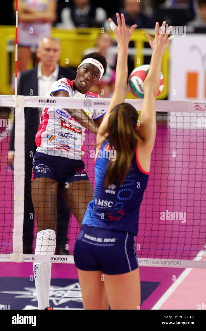 EGONU PAOLA (NOVARA)SAVINO DE BENE SCANDICCI - IGOR GORGONZOLA NOVARA VOLLEY CAMPIONATO ITALIANO PALLAVOLO SERIE A1-F 2018-2019 SCANDICCI (FI) 01-11-2018 FOTO FILIPPO RUBIN / LVF Foto Stock