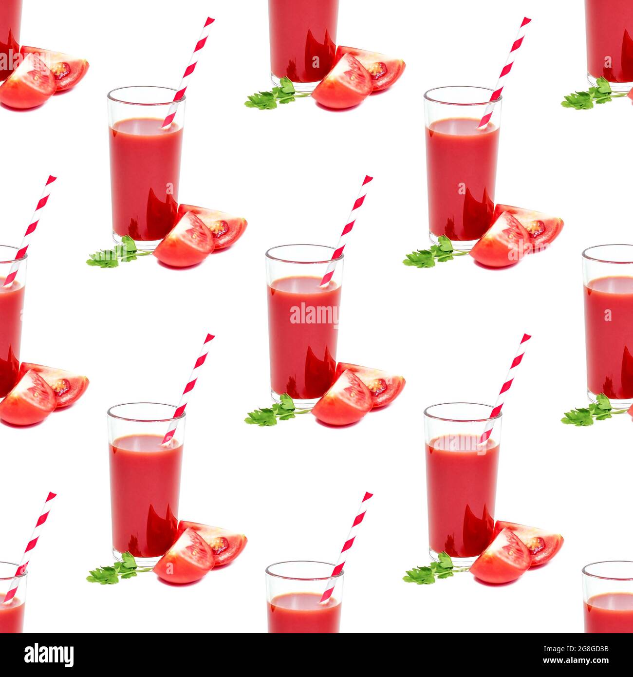Il succo di pomodoro rosso nel bicchiere con le fette ripete un motivo senza cuciture su sfondo bianco. Foto Stock