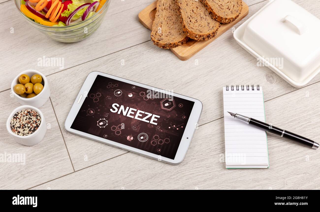 Composizione sana di Tablet PC, sistema immunitario Boost concetto Foto Stock