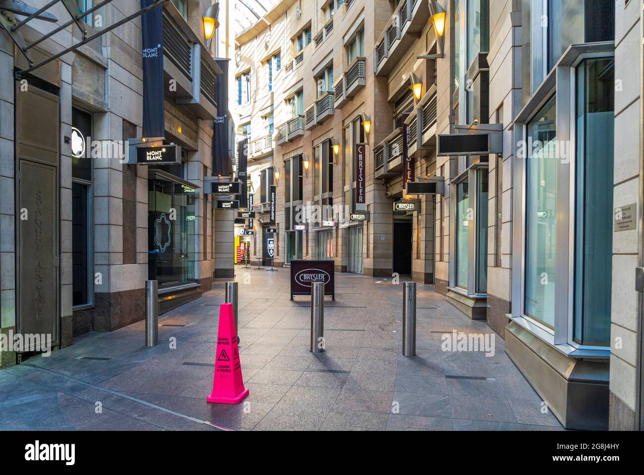 La Shopping Arcade è chiusa durante la chiusura a Sydney, Australia Foto Stock