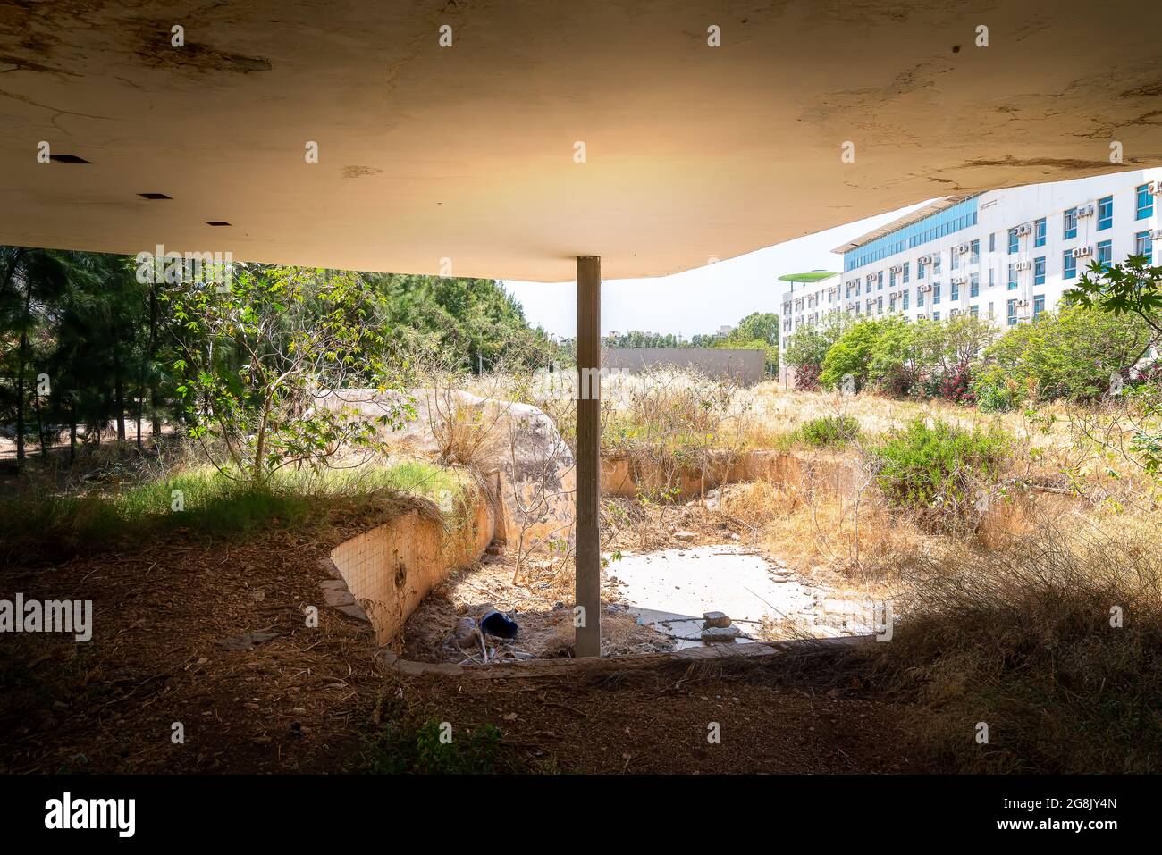Abbandonato Rashid Karameh Fiera a Tripoli Libano progettato da Oscar Niemeyer Foto Stock