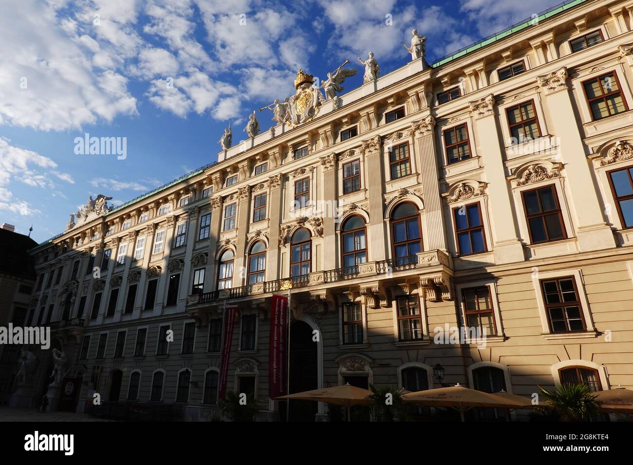 Die Wiener Hofburg ist einer der größten Palastkomplexe der Welt Foto Stock