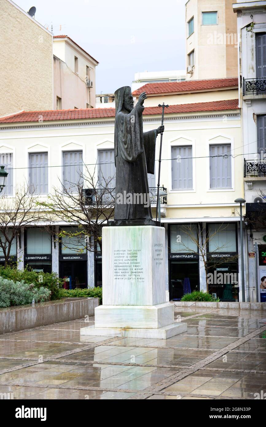 Statua di Damaskinos di Atene (1891-1949) l'arcivescovo di Atene e tutta la Grecia. Foto Stock
