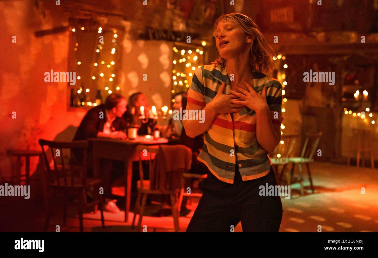MIA WASIKOWSKA a BERGMAN ISLAND (2021), regia mia HANSEN-LOVE. Credit: Arte France Cinéma / Album Foto Stock