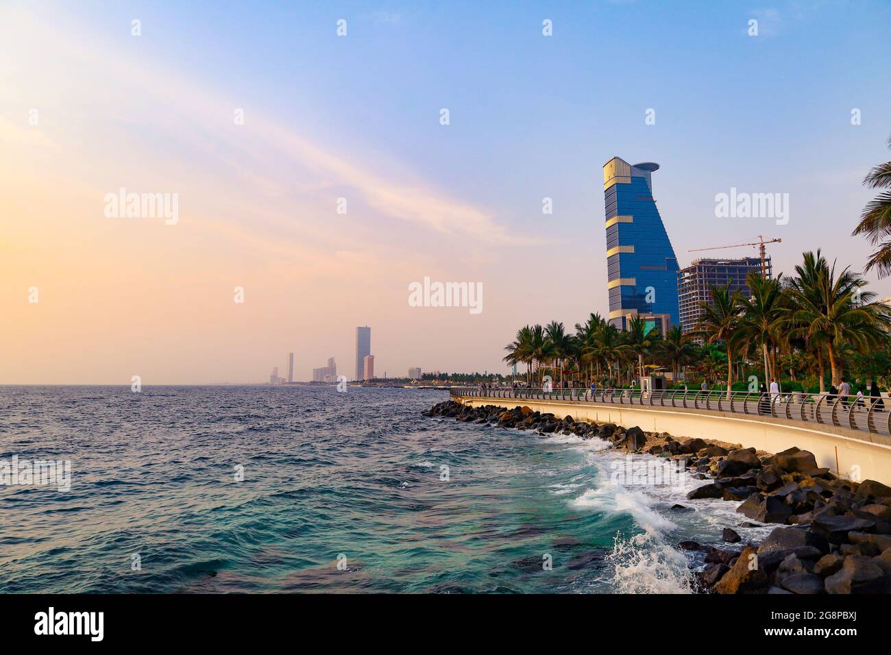 Spiaggia di Jeddah Arabia Saudita Aprile 30 2021 - Vista Corniche del Mar Rosso Foto Stock