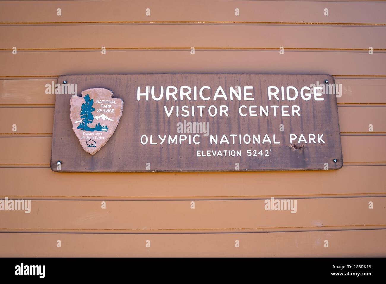 Washington, USA - 9 luglio 2021: Cartello per l'Hurricane Ridge Visitor Center nell'Olympic National Park Foto Stock