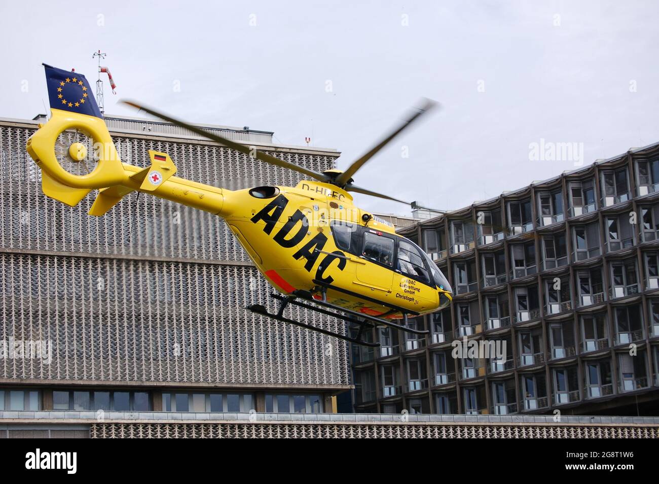 Rettungshubschrauber Christoph 31, Am Krankenhaus Campus Benjamin Franklin a Berlin Steglitz, beim Start Foto Stock