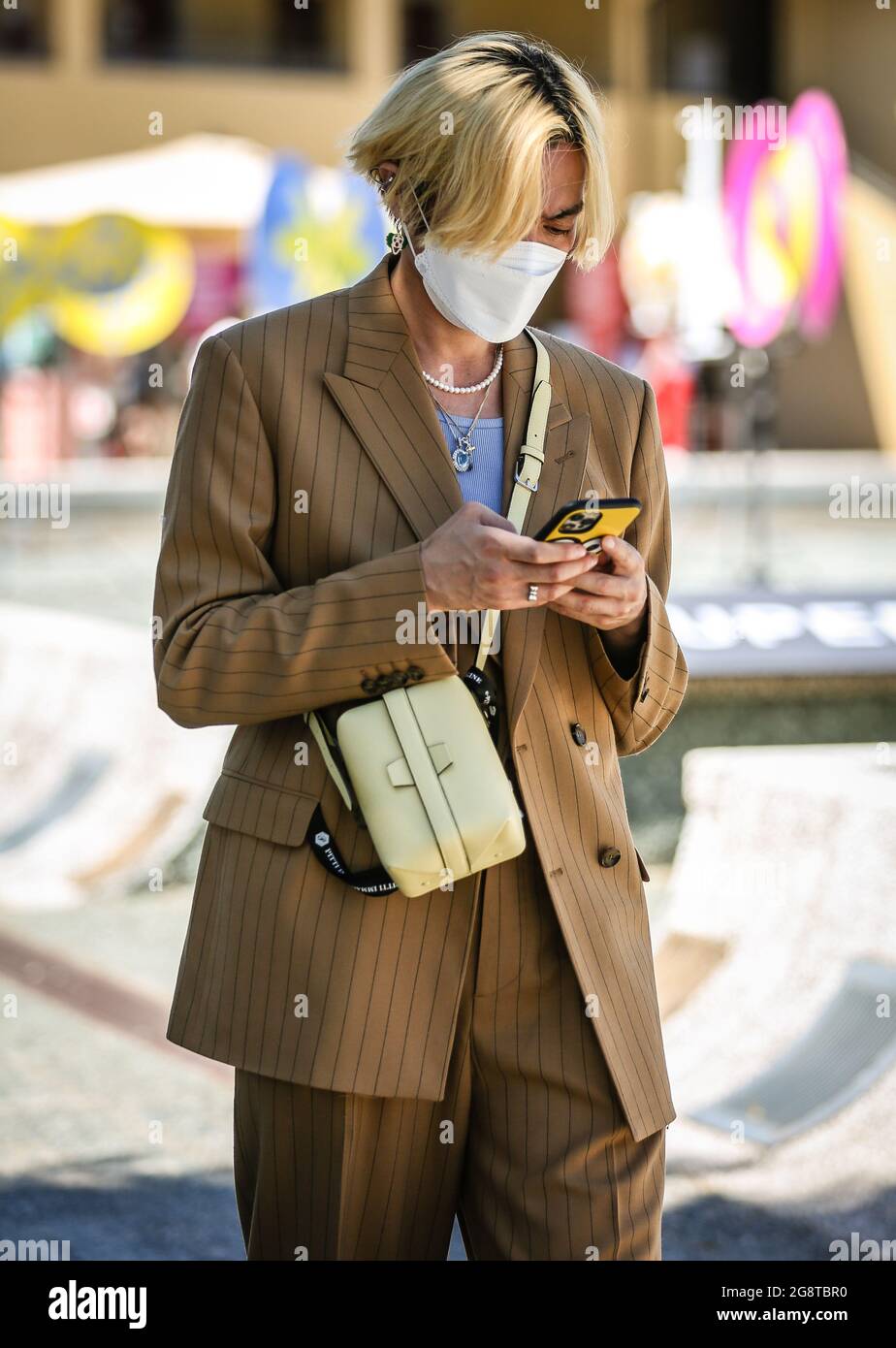 FIRENZE, Italia - 1 luglio 2021: Yu Masui sulla strada di Firenze. Foto Stock