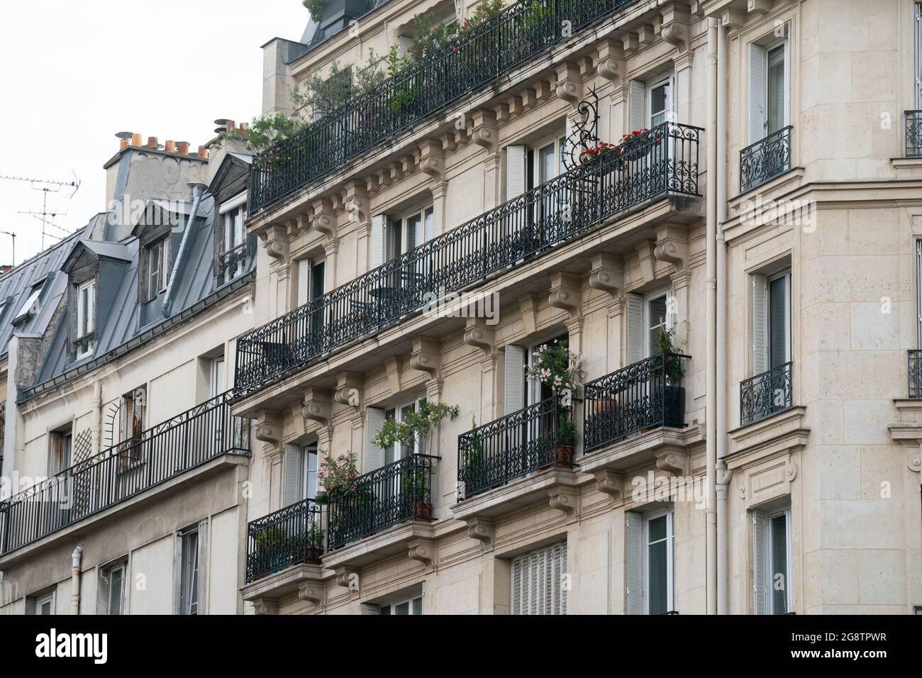 Strade ed edifici a Parigi Foto Stock