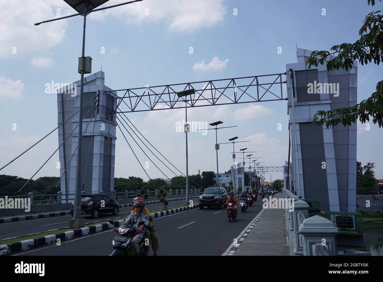 L'architettura del ponte di Brawijaya (Jembatan Brawijaya) a Kediri Foto Stock