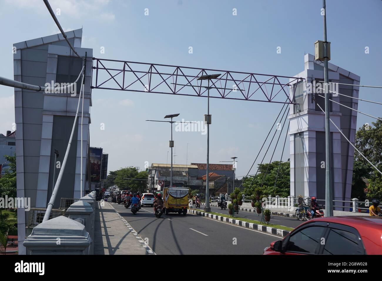 L'architettura del ponte di Brawijaya (Jembatan Brawijaya) a Kediri Foto Stock