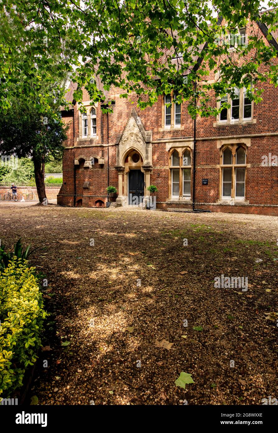 Esterno del Kellogg College, Oxford su Banbury Rd; un college universitario della University of Oxford, una volta Rewley House Foto Stock