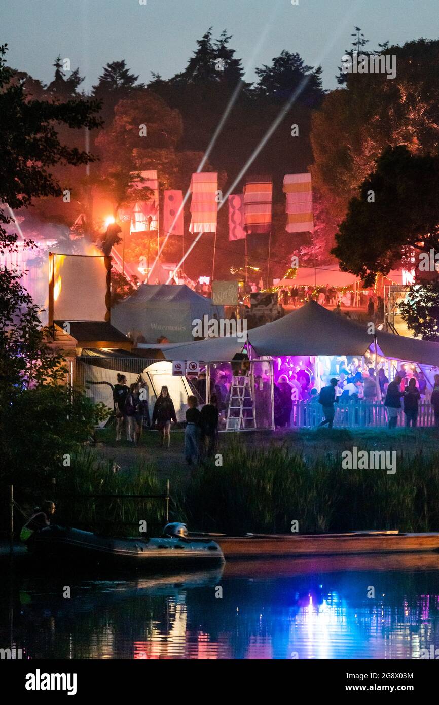 Henham Park, Suffolk, Regno Unito. 22 luglio 2021. Il 2021 Latitude Festival, Henham Park. Suffolk, torna come un evento di test covid dopo un anno di distanza a causa della pandemia. Credit: Guy Bell/Alamy Live News Foto Stock