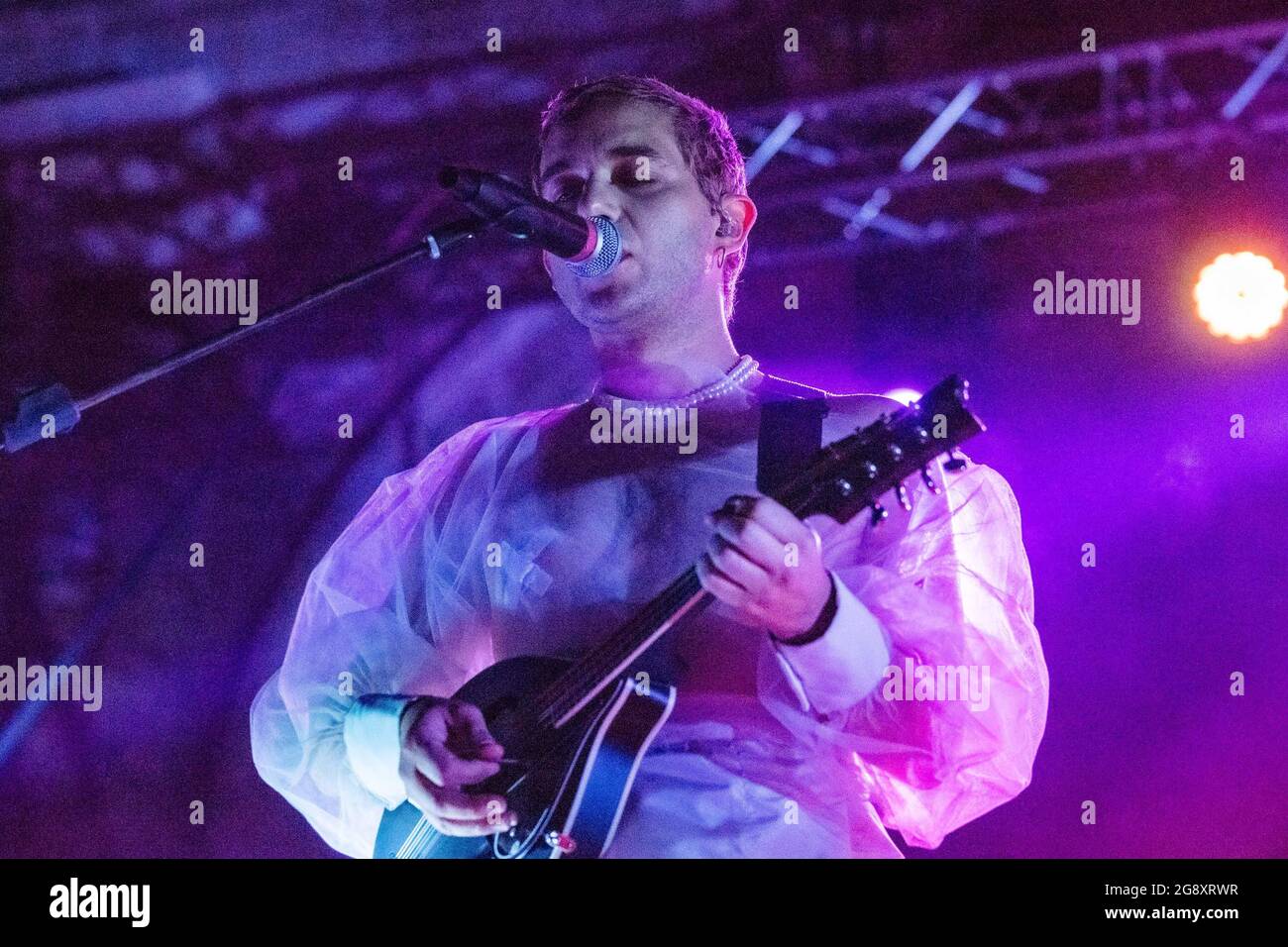 Dario Mangiaracina (la Rappresentante di Lista) durante la Rappresentante di Lista - Lunaria 2021, Concerto a Recanati (MC), Italia, 22 luglio 2021 Foto Stock