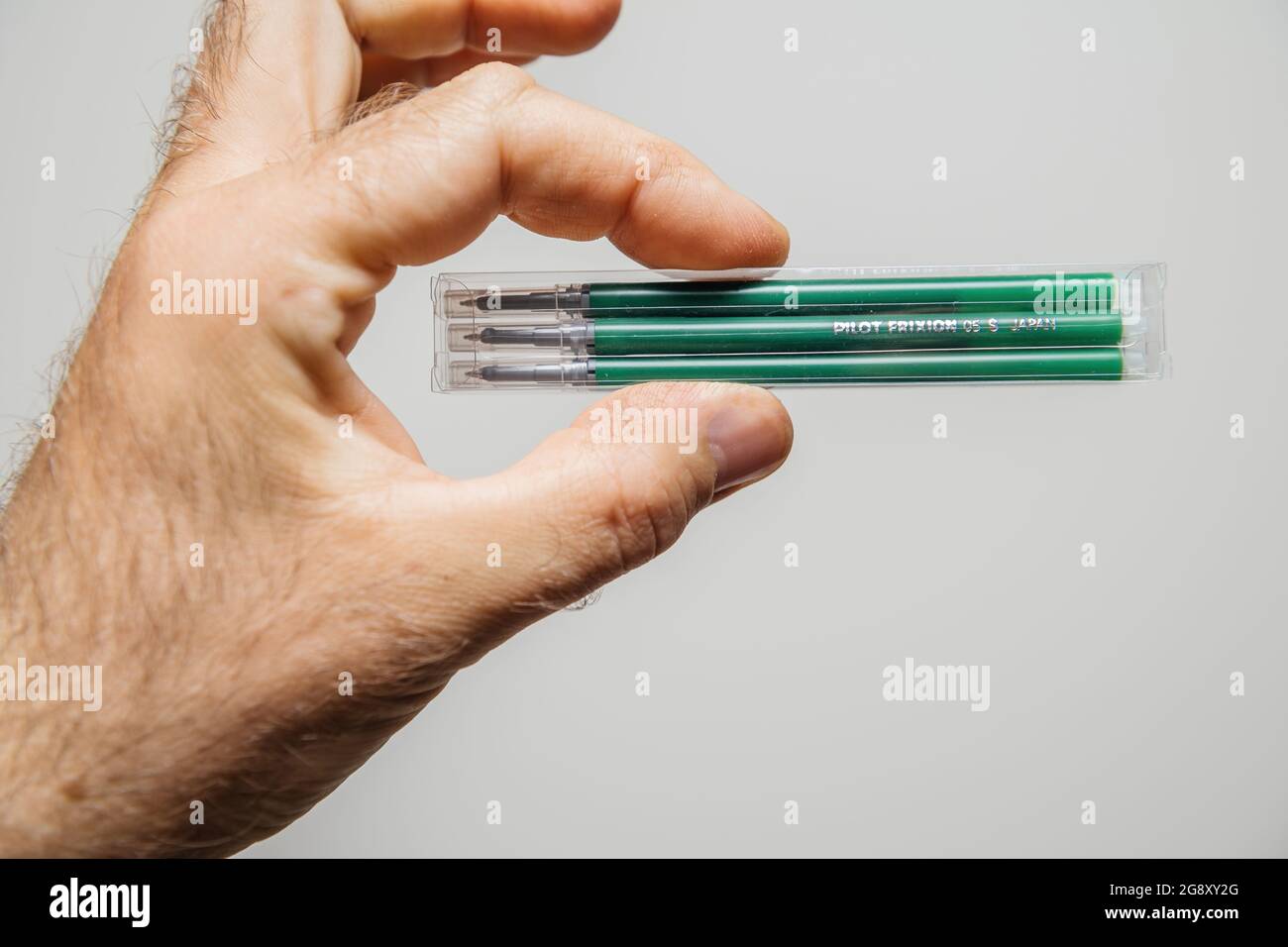 L'inchiostro della penna cancellabile Pilot Frixion si ricarica di colore  verde Foto stock - Alamy