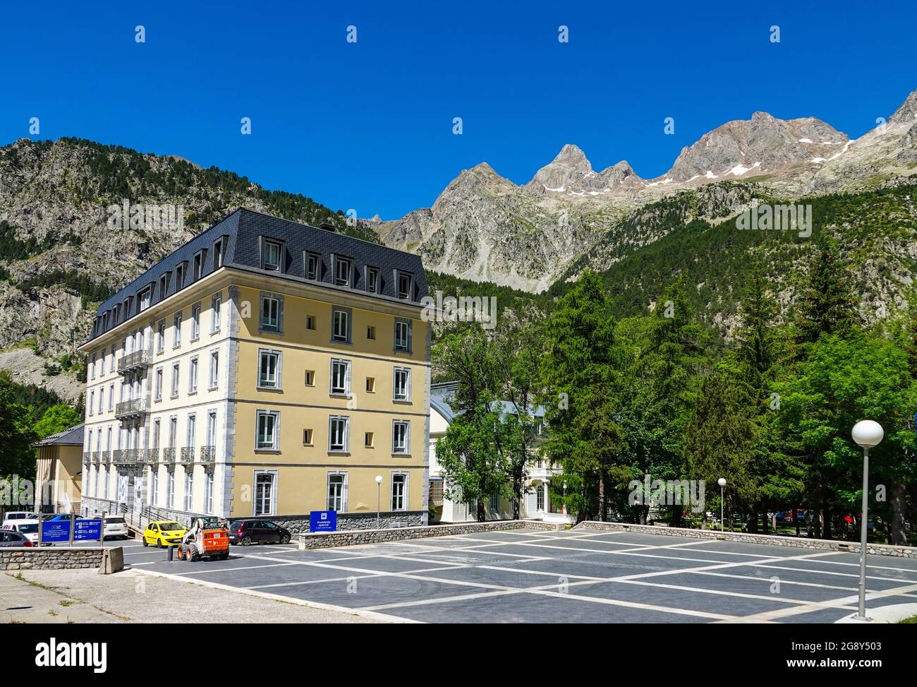 Hotel moderno a Panticosa, Huesca, Spagna, Pirenei spagnoli, Pirenei Foto Stock
