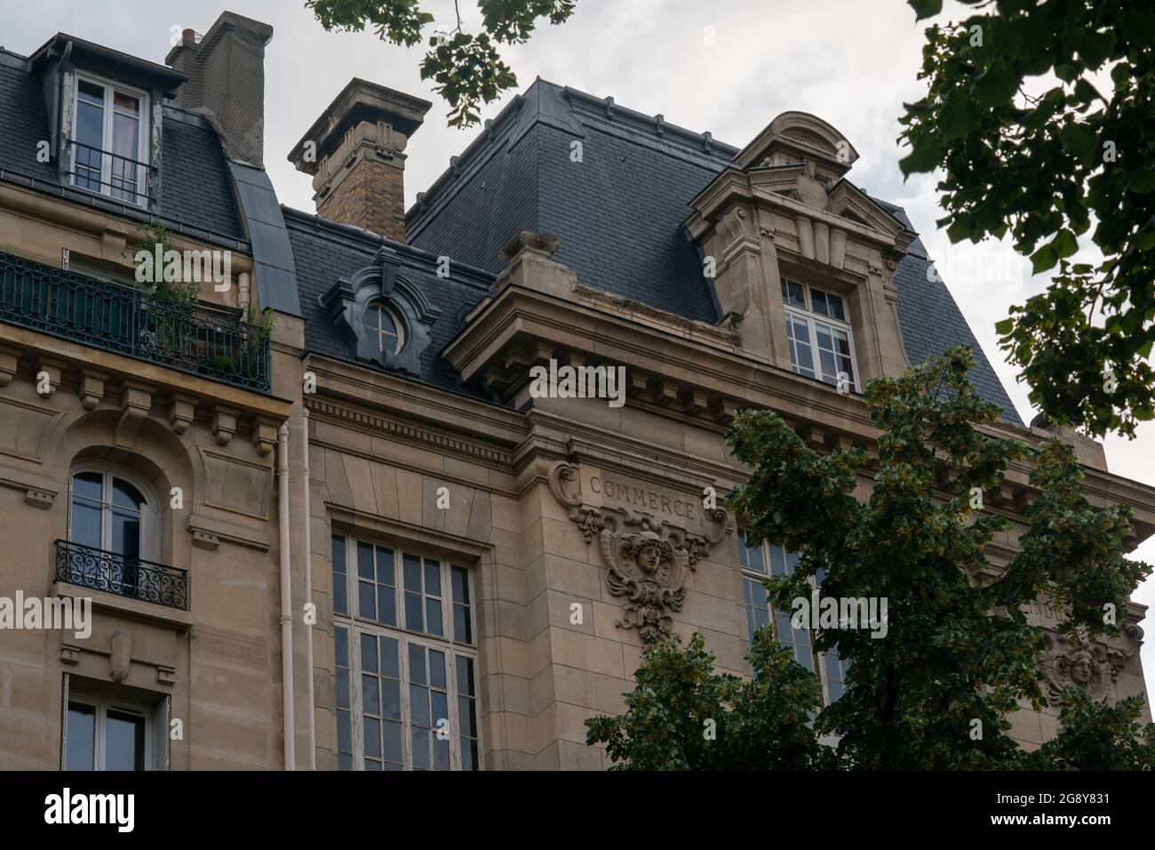 Strade ed edifici a Parigi Foto Stock