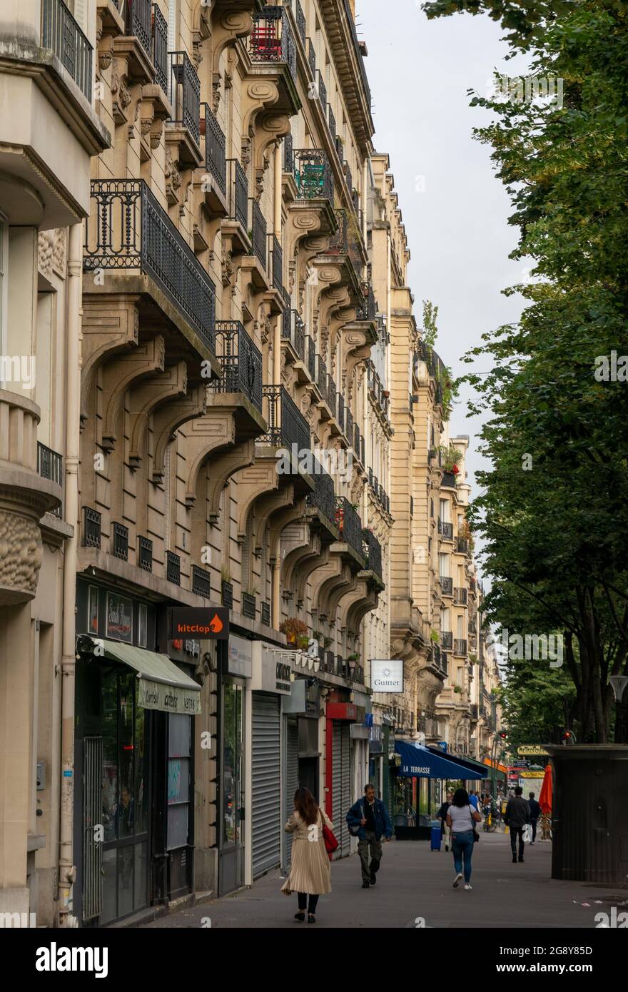 Strade ed edifici a Parigi Foto Stock