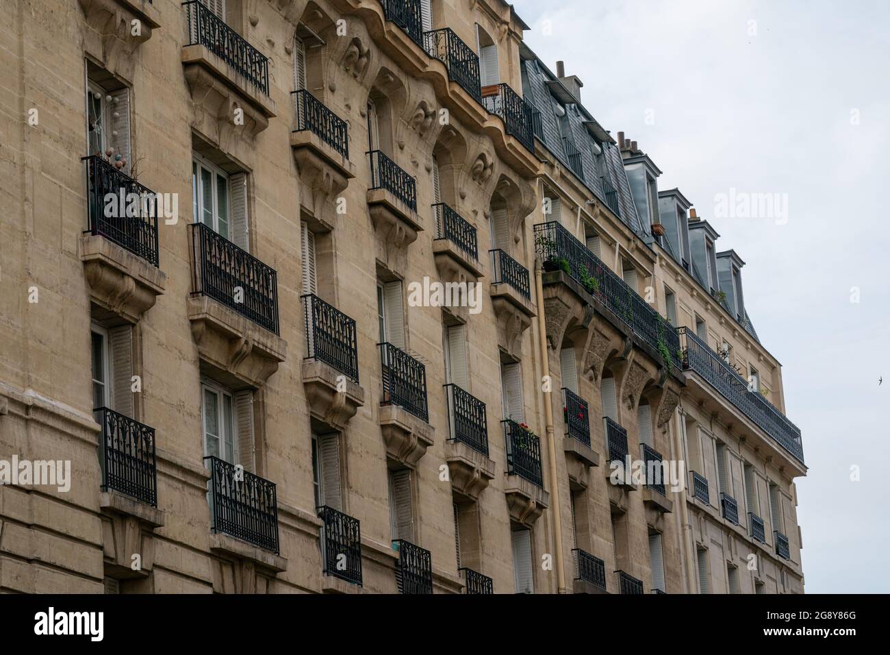 Strade ed edifici a Parigi Foto Stock